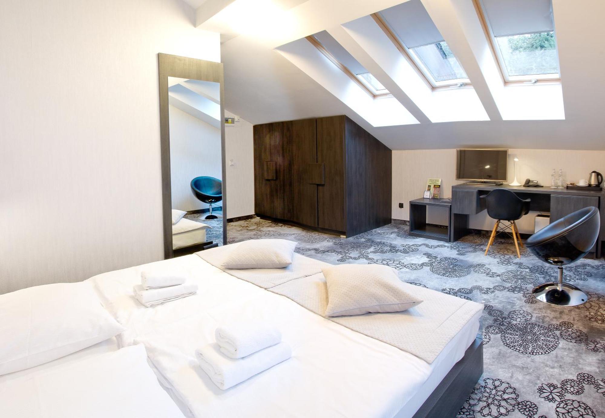 Hotel Zacisze Венгерска-Гурка Экстерьер фото